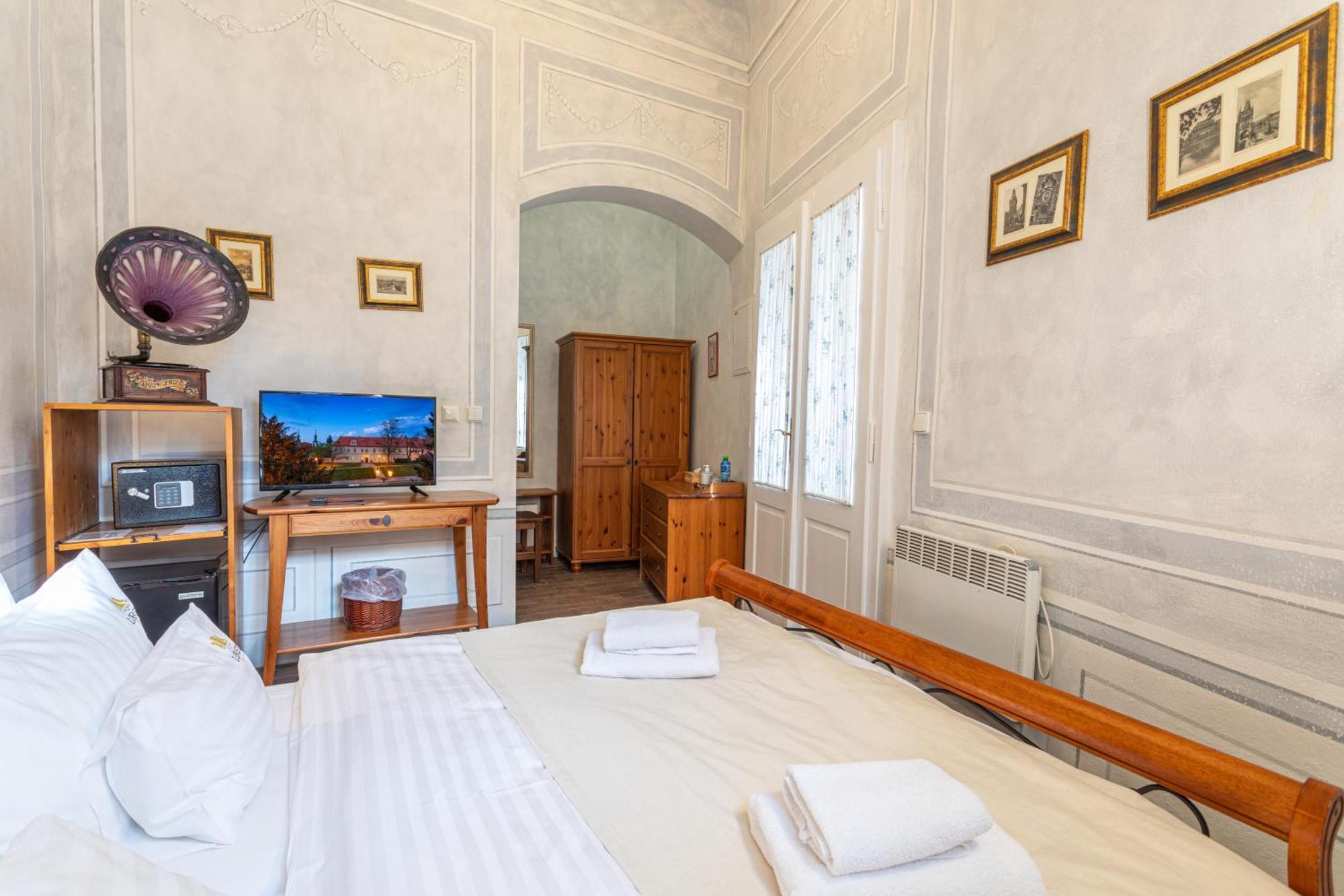Loreta Hotel Prague Extérieur photo