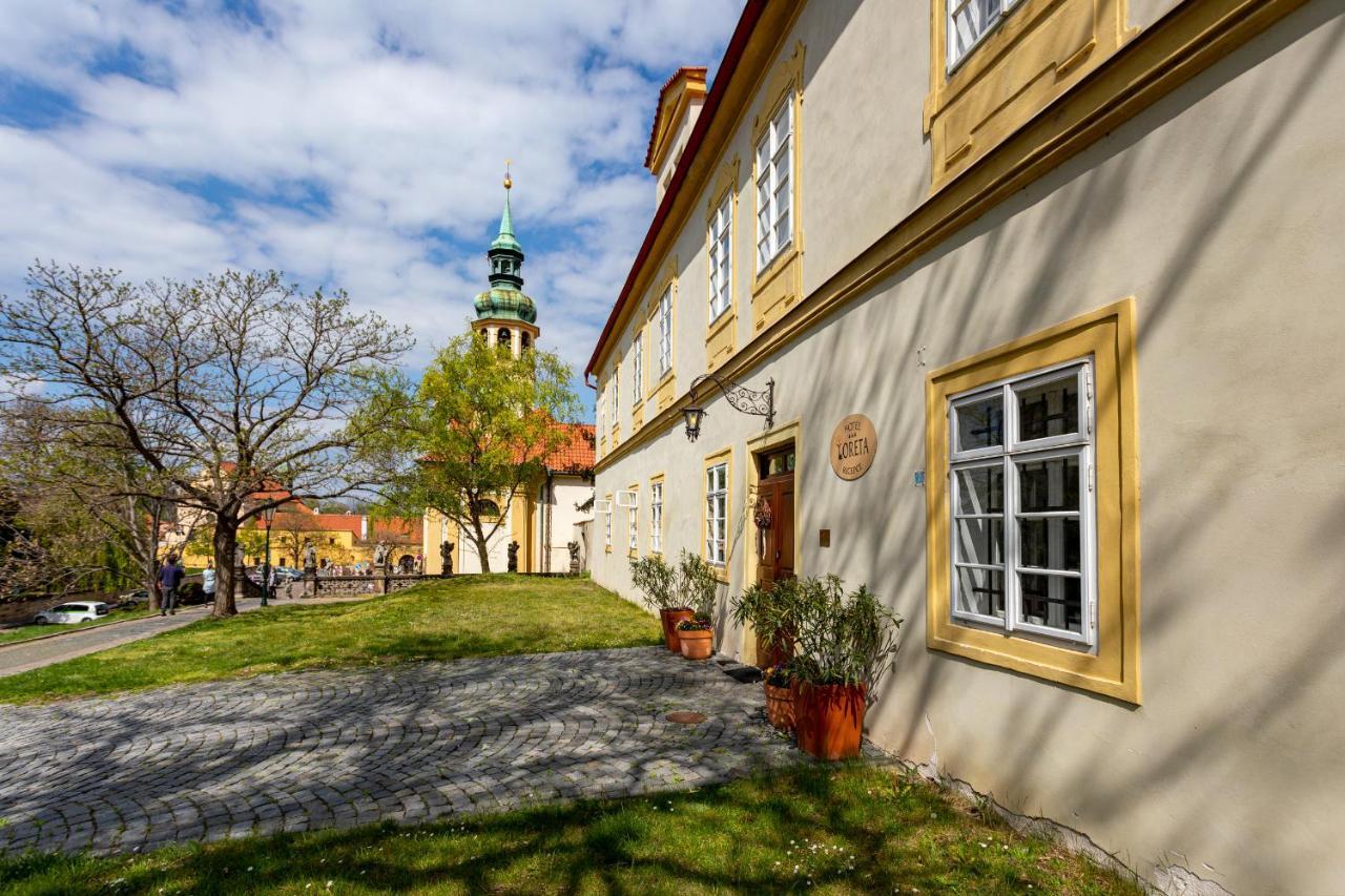 Loreta Hotel Prague Extérieur photo