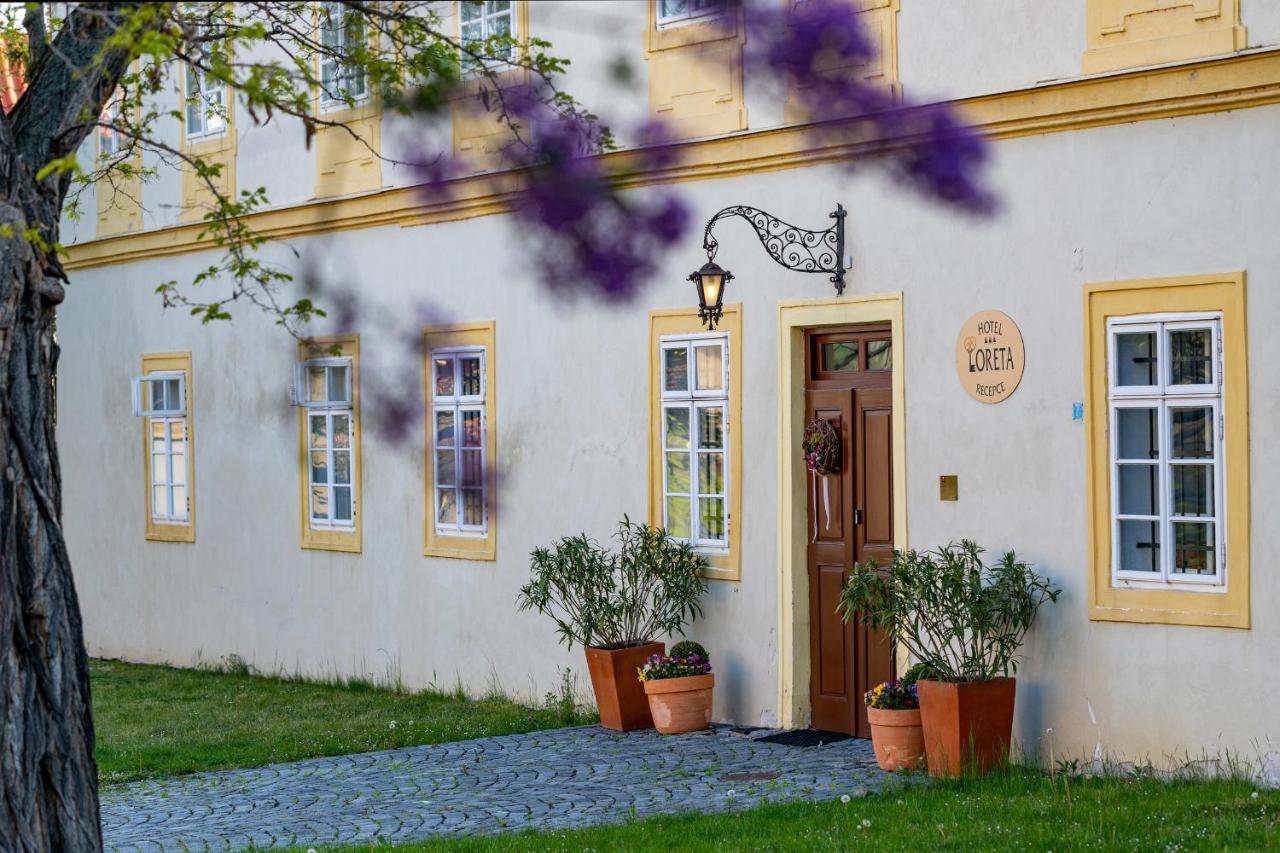 Loreta Hotel Prague Extérieur photo