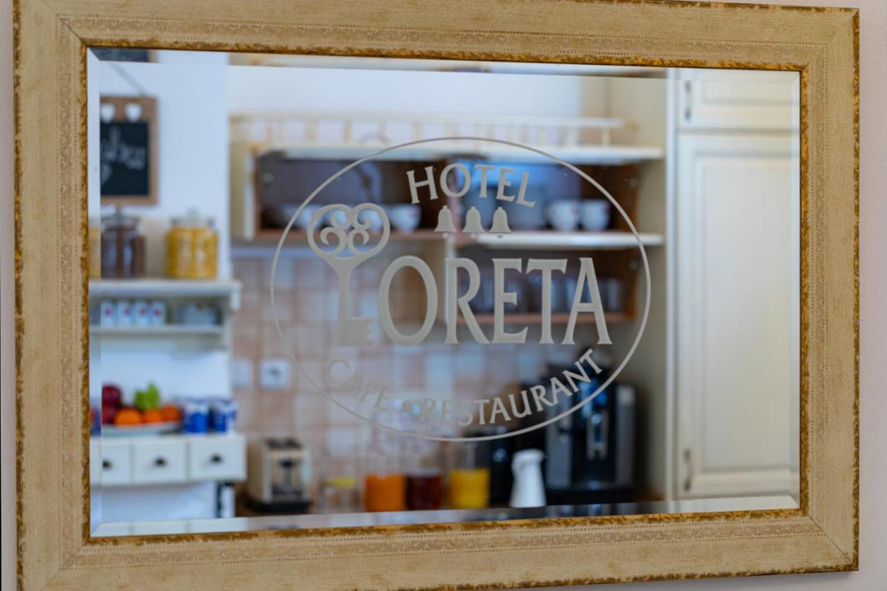 Loreta Hotel Prague Extérieur photo