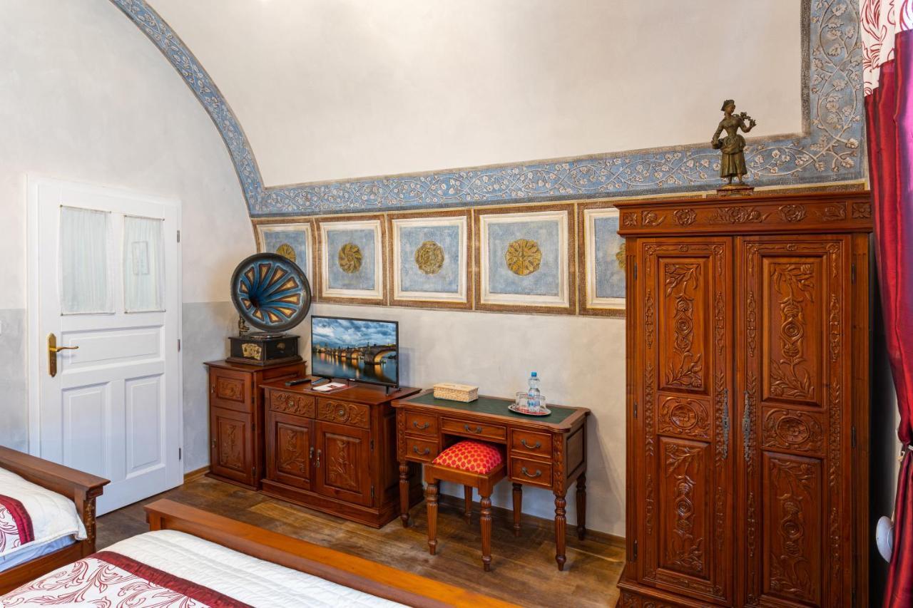 Loreta Hotel Prague Extérieur photo