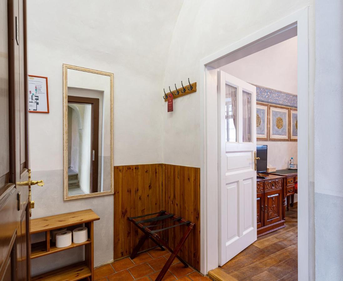 Loreta Hotel Prague Extérieur photo