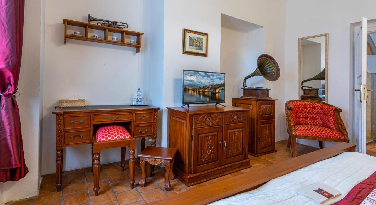 Loreta Hotel Prague Extérieur photo